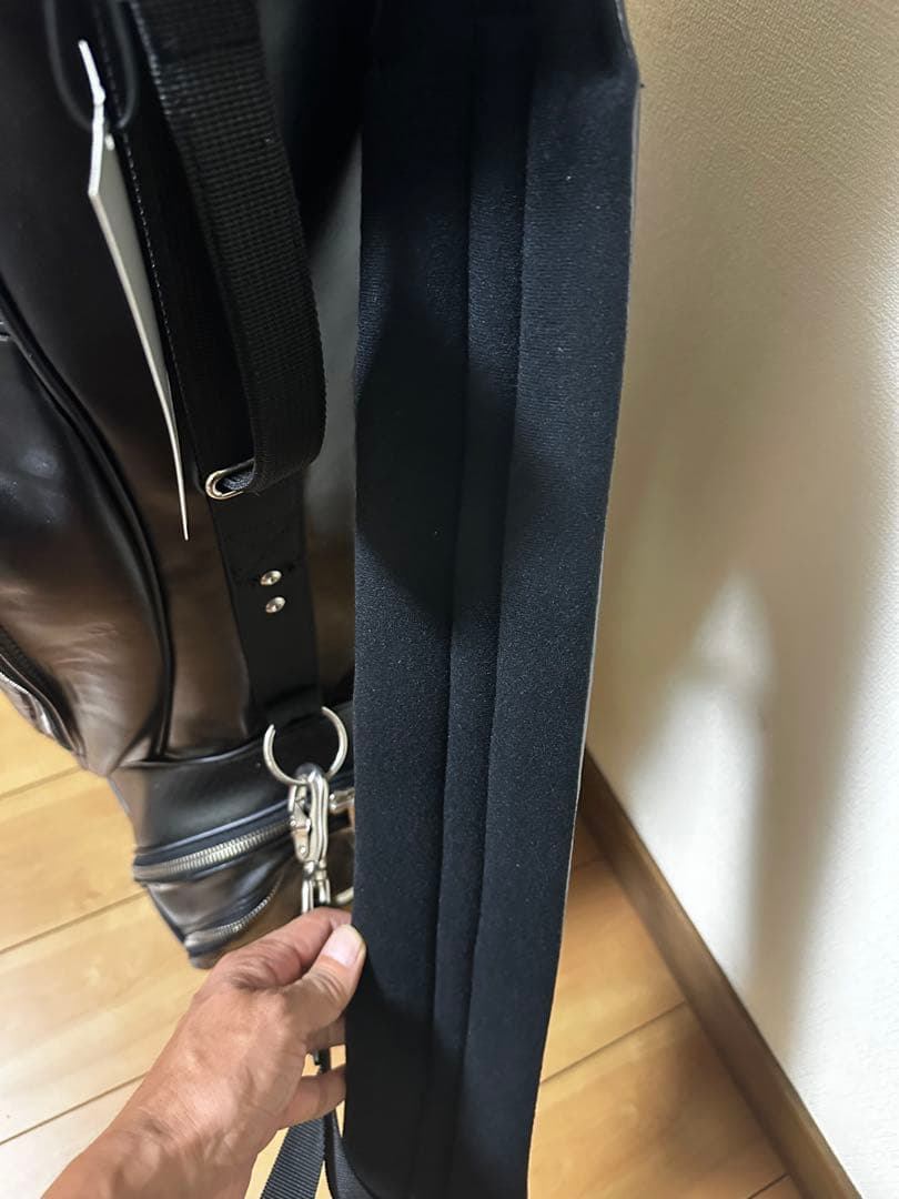 J.LINDEBERG ブラックゴルフバッグ