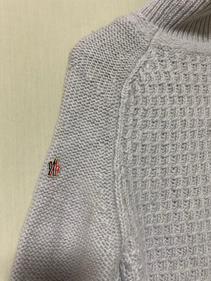 MONCLER GRENOBLE タートルネックニット　セーター　ロゴ付き　S