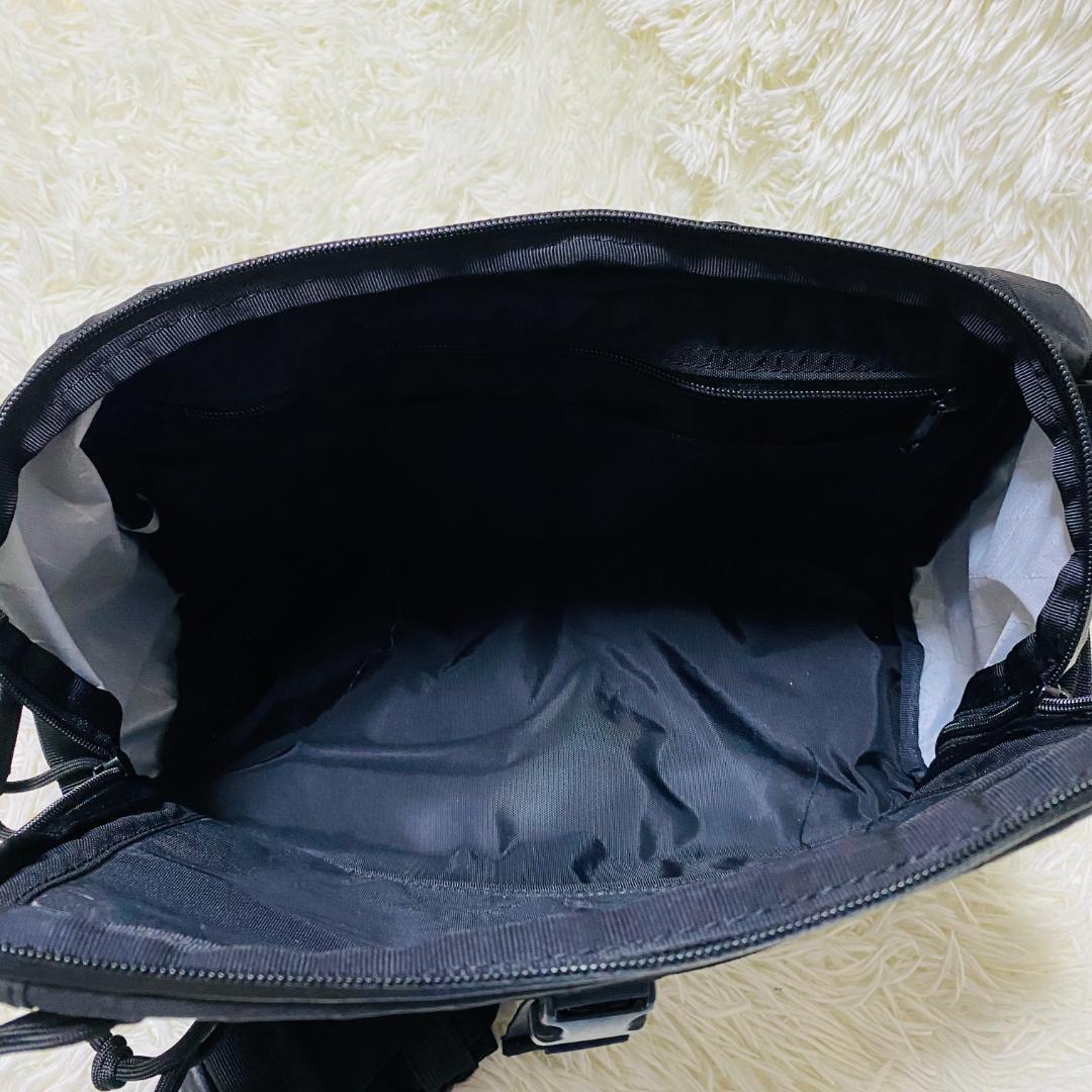 美品　ブリーフィング ショルダーバッグ ALG FANNY PACK　X-PAC