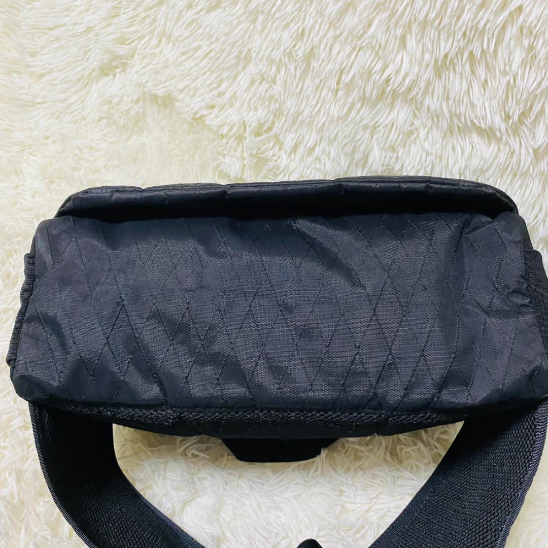 美品　ブリーフィング ショルダーバッグ ALG FANNY PACK　X-PAC