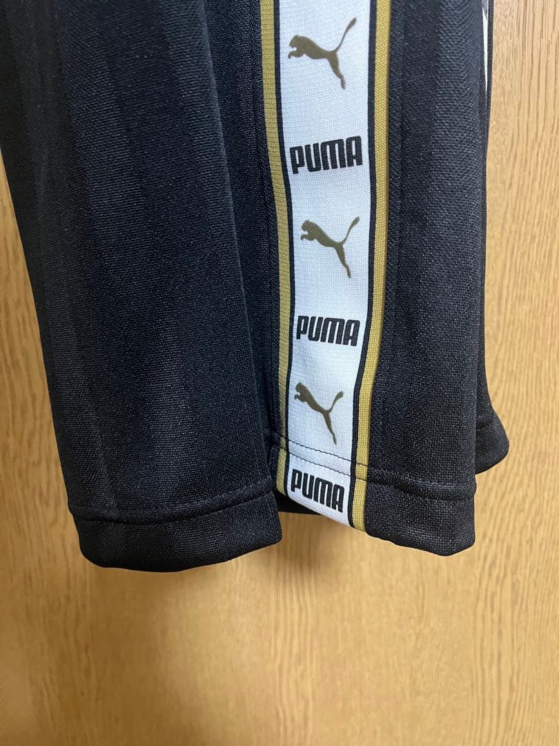 PUMA ブラックジャケット