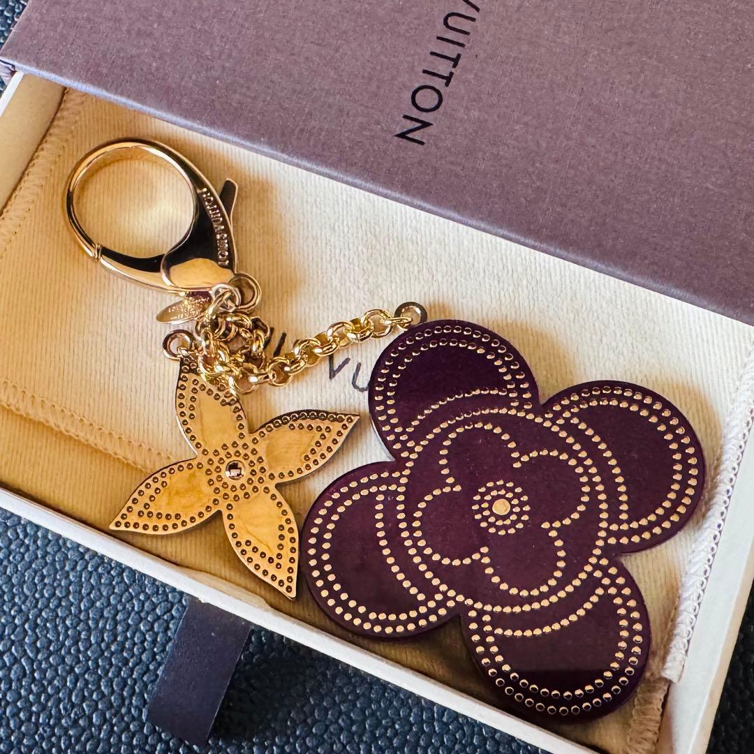 LOUIS VUITTON ステップリー モノグラムフラワー キーホルダー極美