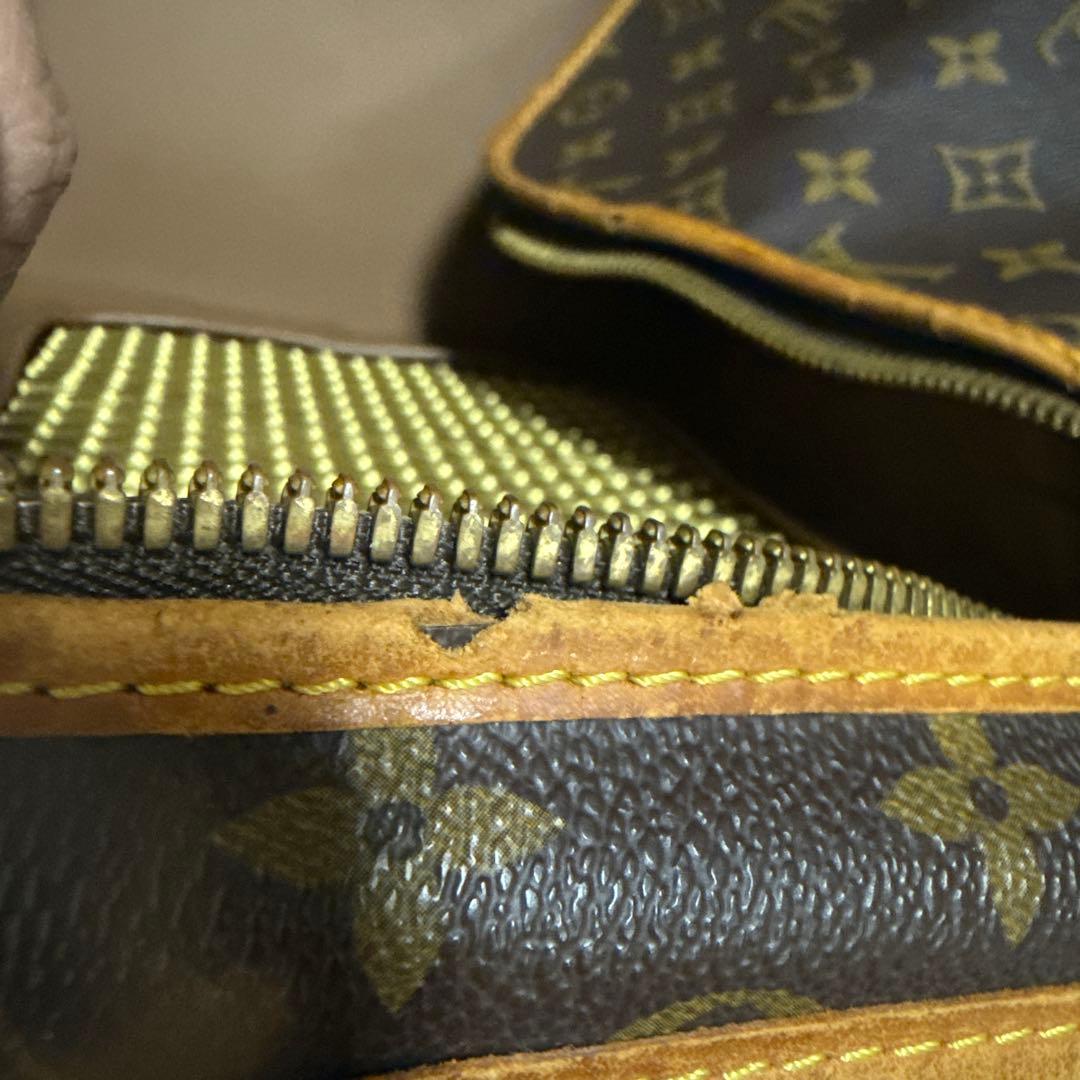 LOUIS VUITTON モノグラムキャリーバッグ