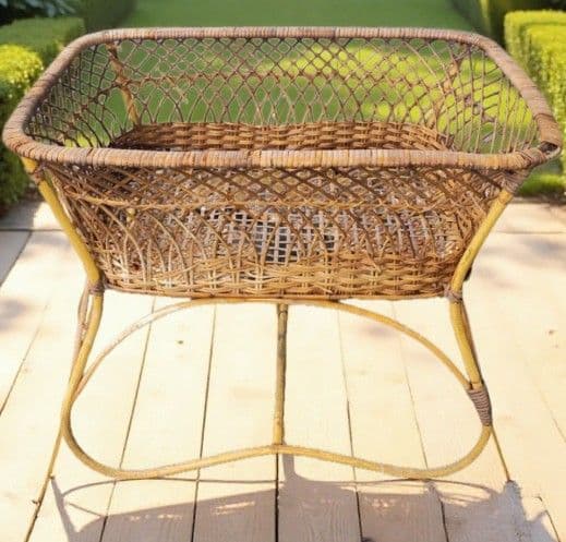 藤 アンティーク ラタン 脚付き かご 籠 カゴ 脱衣カゴ 脱衣かご 脱衣籠