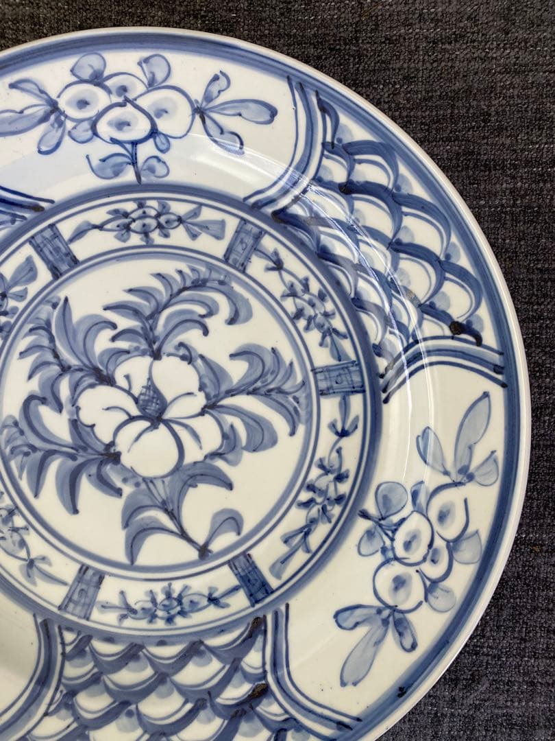 砥部焼　梅山窯　飾り皿　大皿　染付