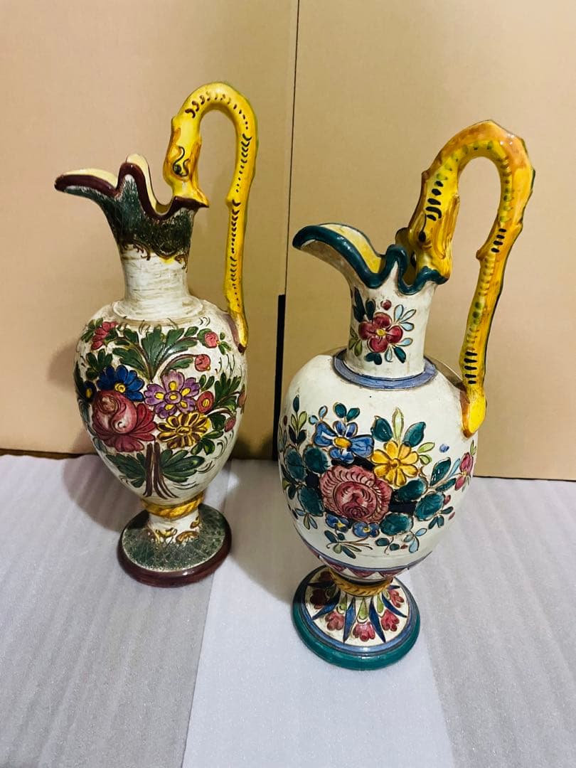 多色花柄陶器花瓶 2個セット　アンティーク　イタリア製花瓶