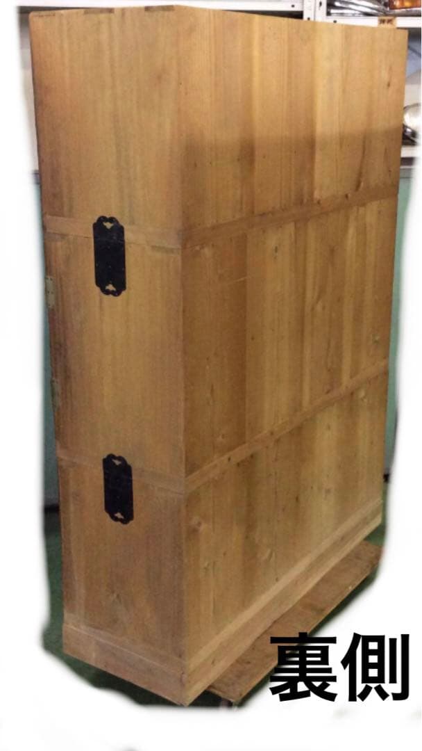 鍵付♦️最高級　桐箪笥♦️彫刻 金彩 年代物♦️3分割♦️日本技術♦️クラシック♦️送料込