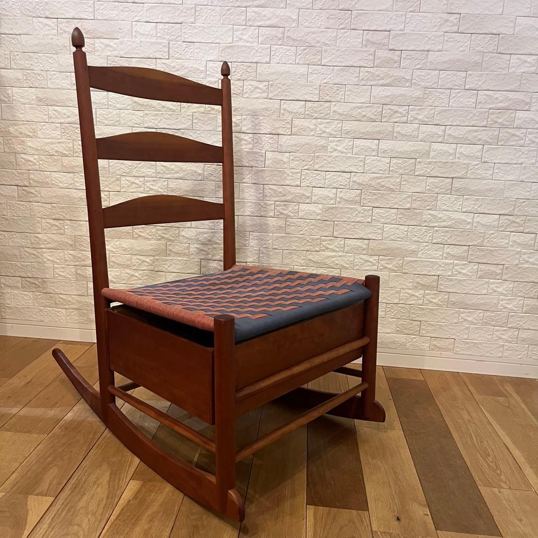 【ヴィンテージ】シェイカーデザイン　木製ロッキングチェア 引き出し付き