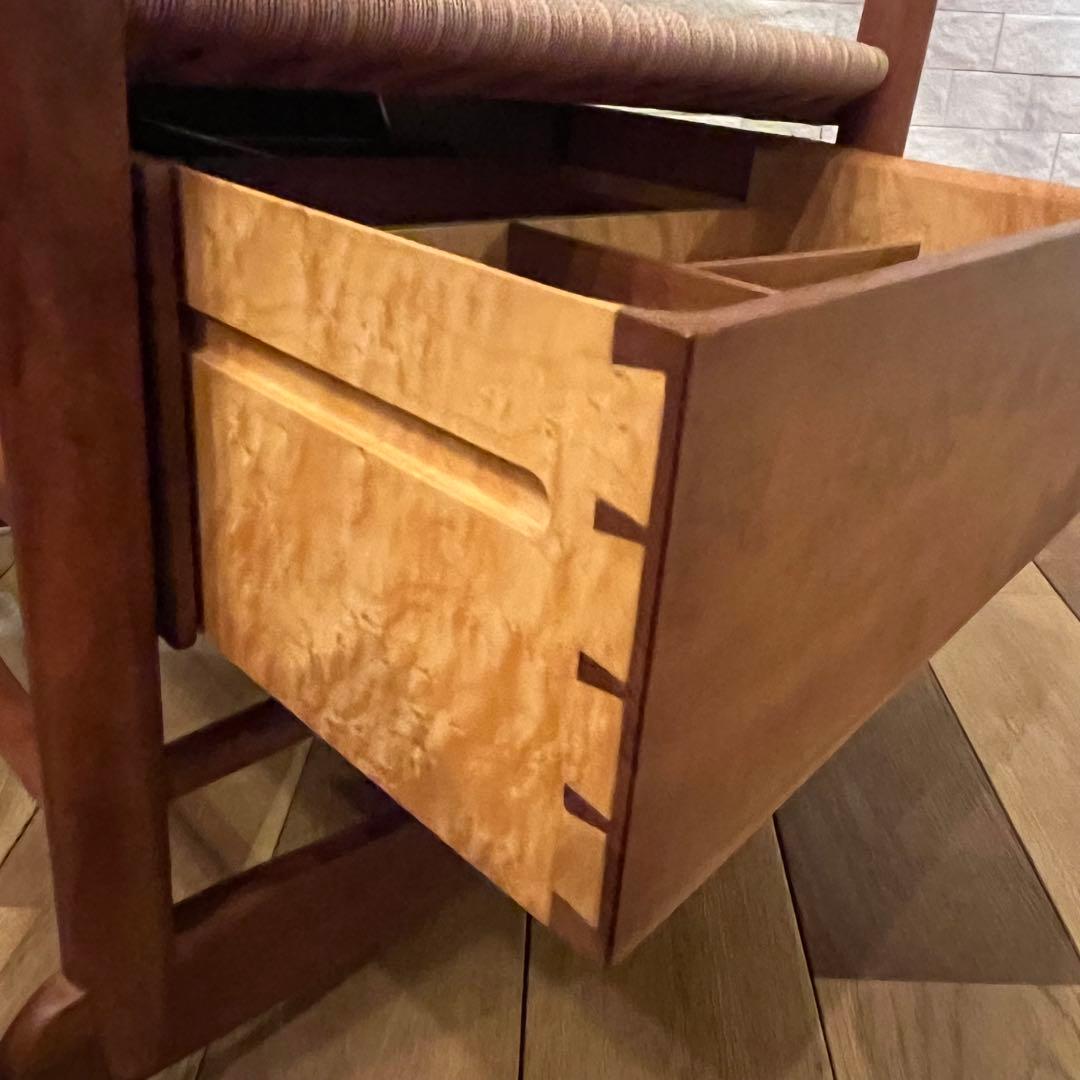 【ヴィンテージ】シェイカーデザイン　木製ロッキングチェア 引き出し付き