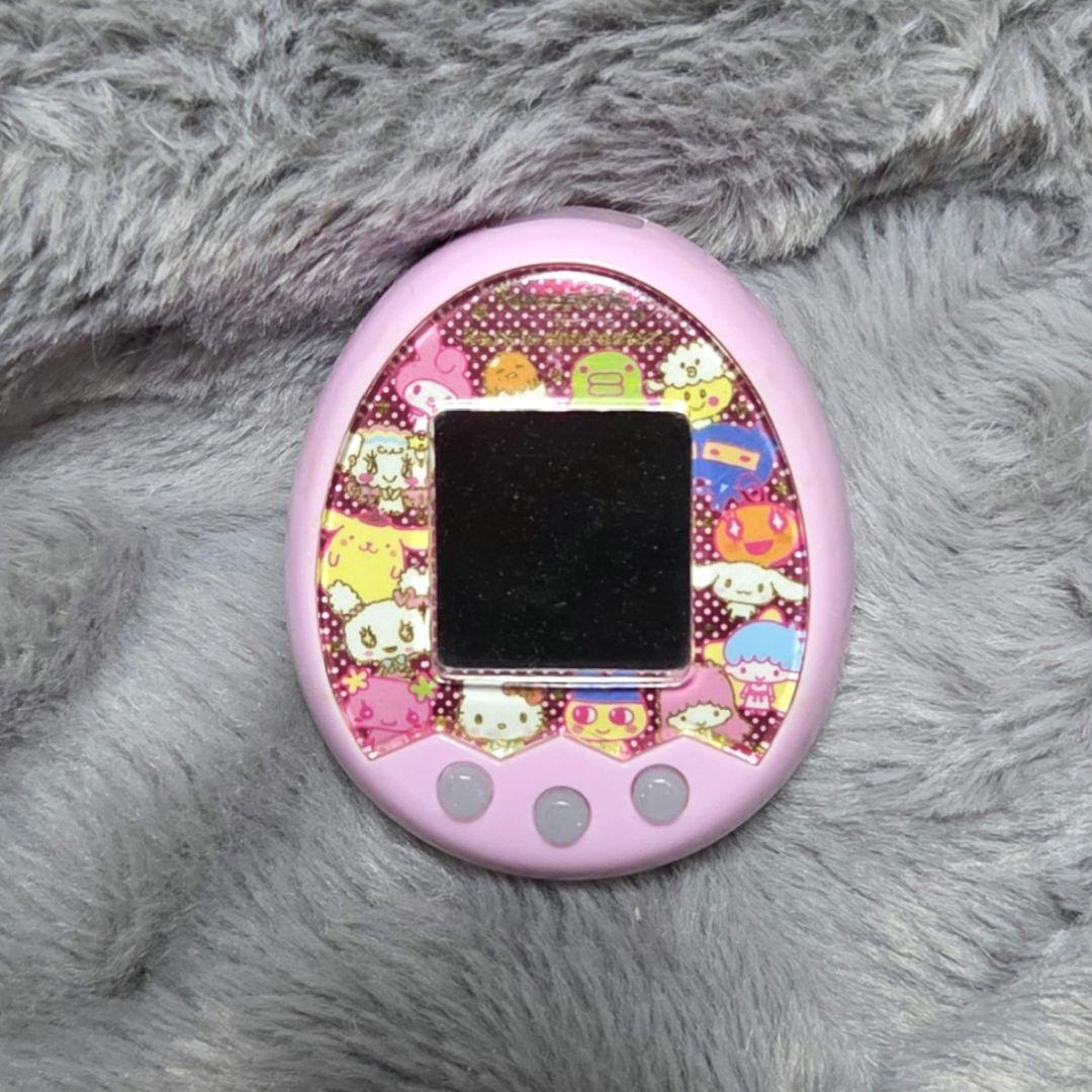 たまごっちみくす　サンリオコラボ　トイザらス限定　ピンク