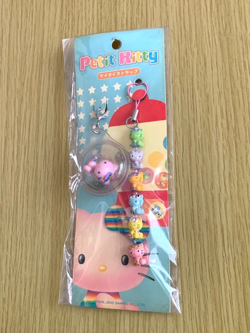 サンリオ・ハローキティ・ストラップ・Petit Kittyストラップ＆チャーム