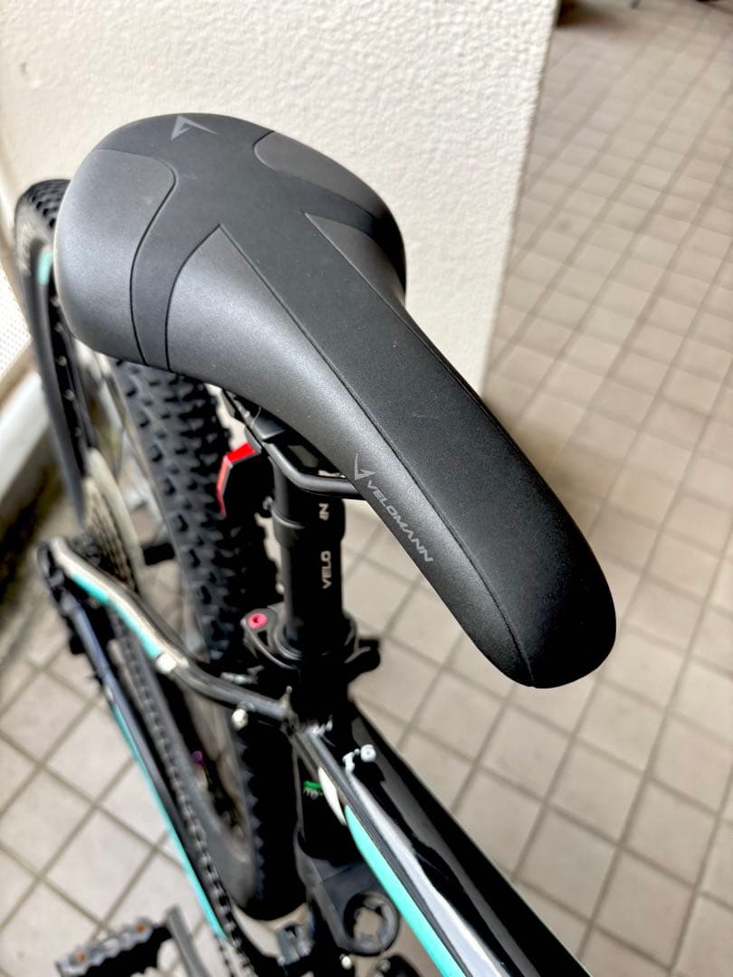 Bianchi magma 29.1(S43)LEDライトプレゼント