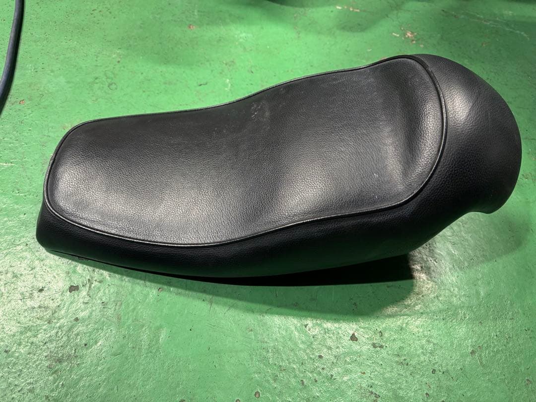 SR400 ロングタンク用　ダブルシート