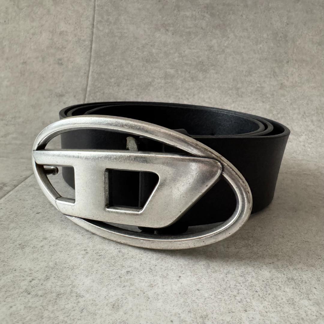 ディーゼル　ベルト　Dロゴ　大きいサイズ　95/38　黒　レザー　シルバー金具