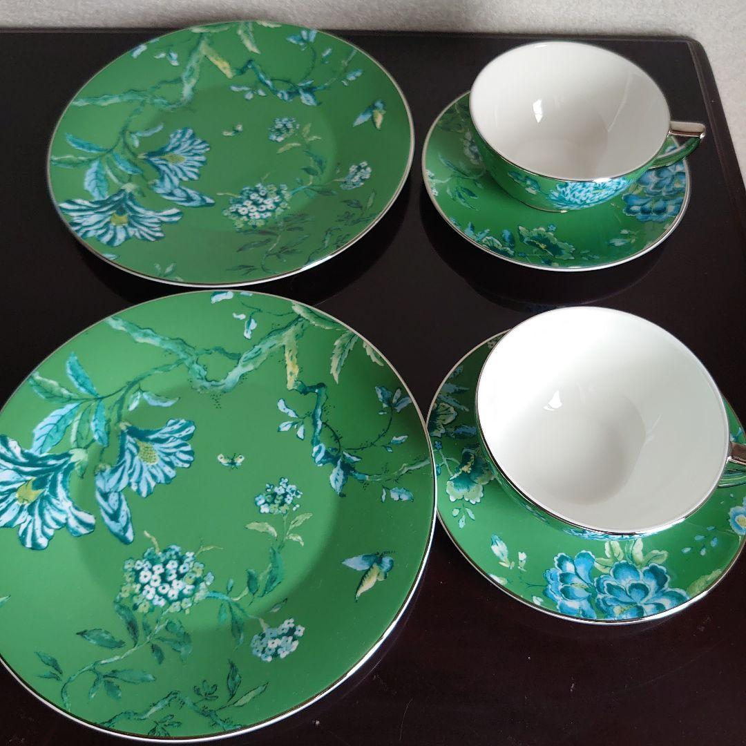 ウェッジウッド緑色 花柄 陶磁器 食器セット