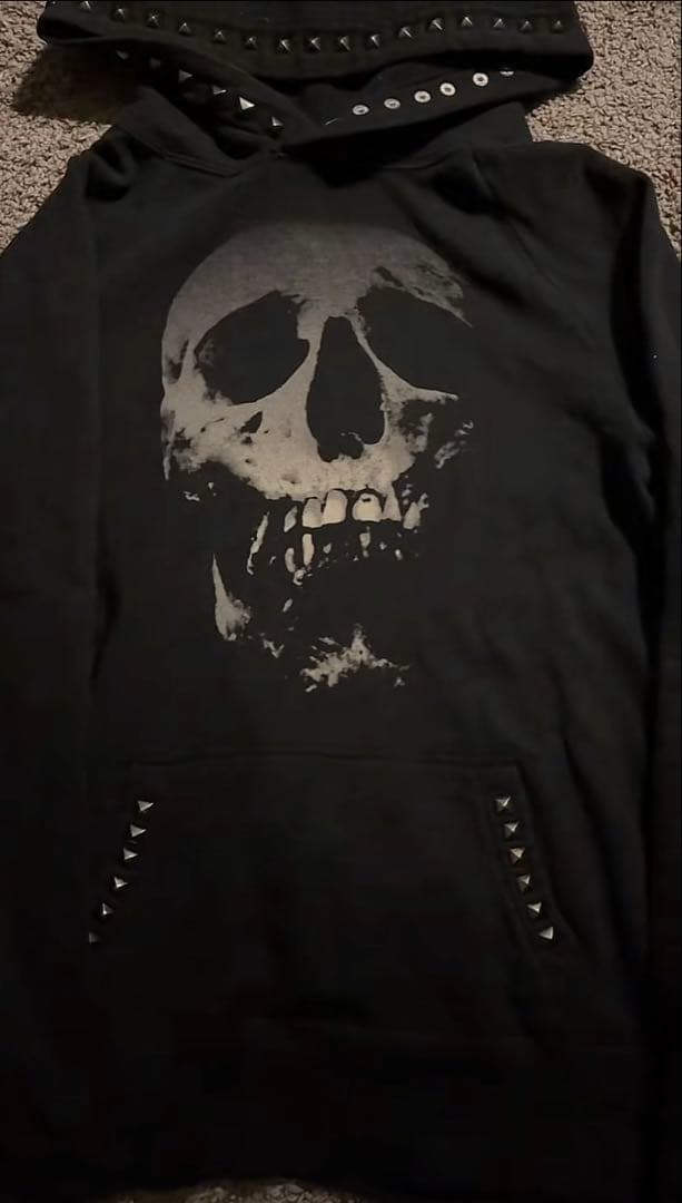 HYSTERIC GLAMOUR スカルベリースタッズパーカー