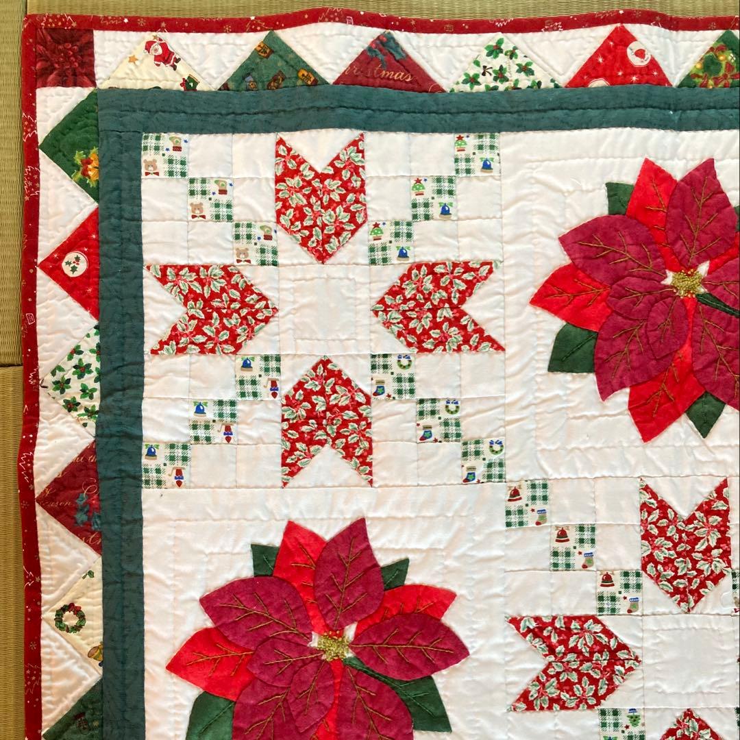 パッチワーク　タペストリー　クリスマス　ポインセチア　ハンドメイド
