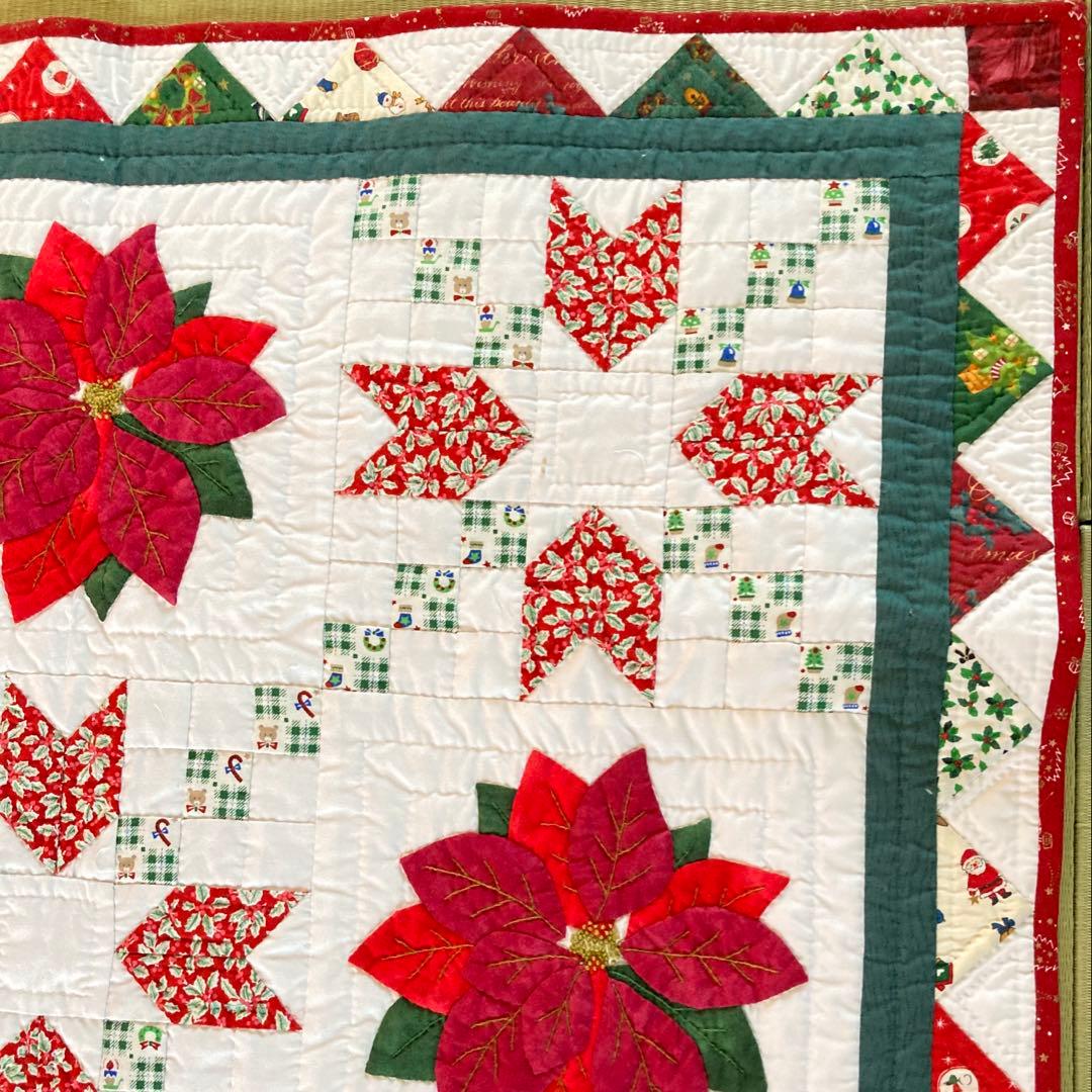 パッチワーク　タペストリー　クリスマス　ポインセチア　ハンドメイド