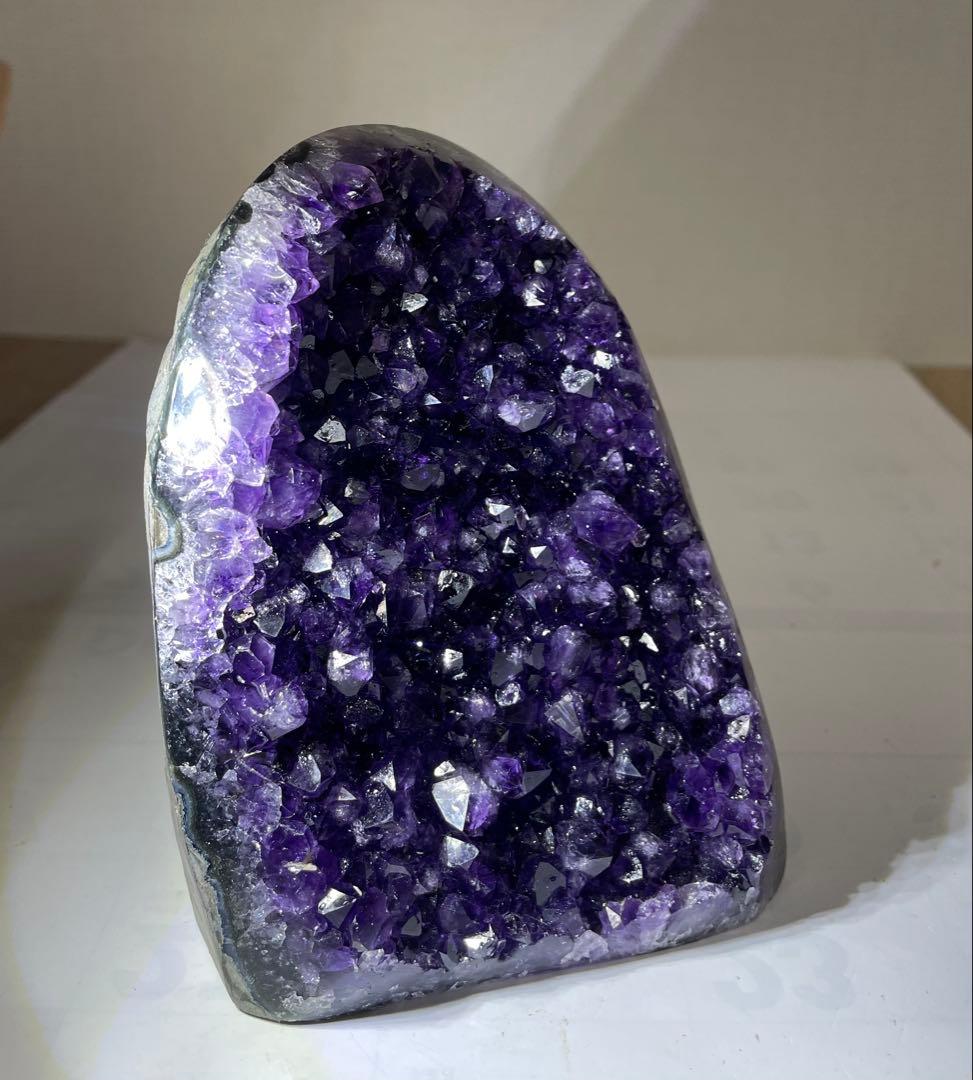 高品質アメジストドーム クリスタル 紫水晶 浄化 パワーストーン 約1.3キロ
