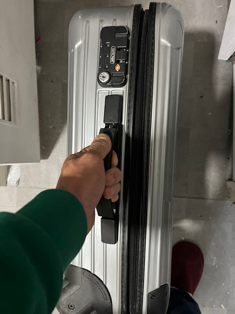 RIMOWA 国内機持ち込み可ケース