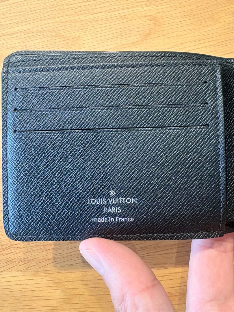 ⭐︎年内のみ！ルイヴィトン エクリプス ミュルティプル　二つ折り財布