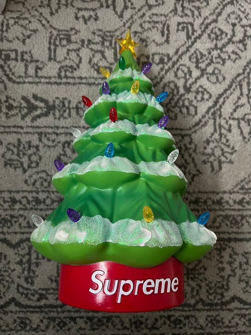 Supreme 15\" Holiday Tree シュプリーム クリスマス