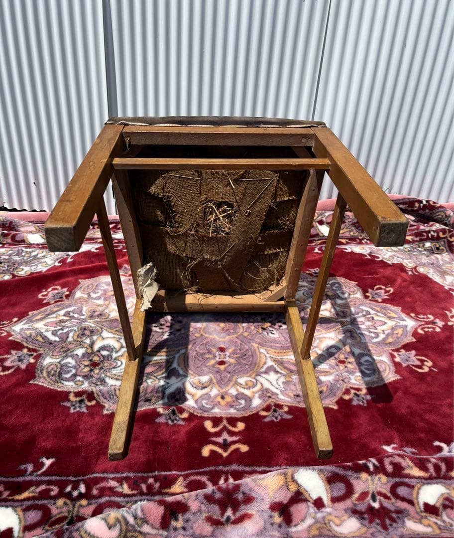 【アンティーク】古い木製の椅子 リベット打ち ダイニングチェア 昭和レトロ