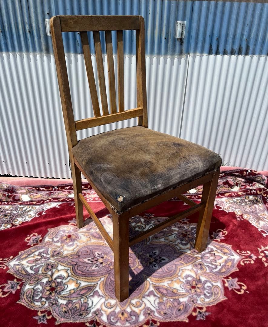 【アンティーク】古い木製の椅子 リベット打ち ダイニングチェア 昭和レトロ