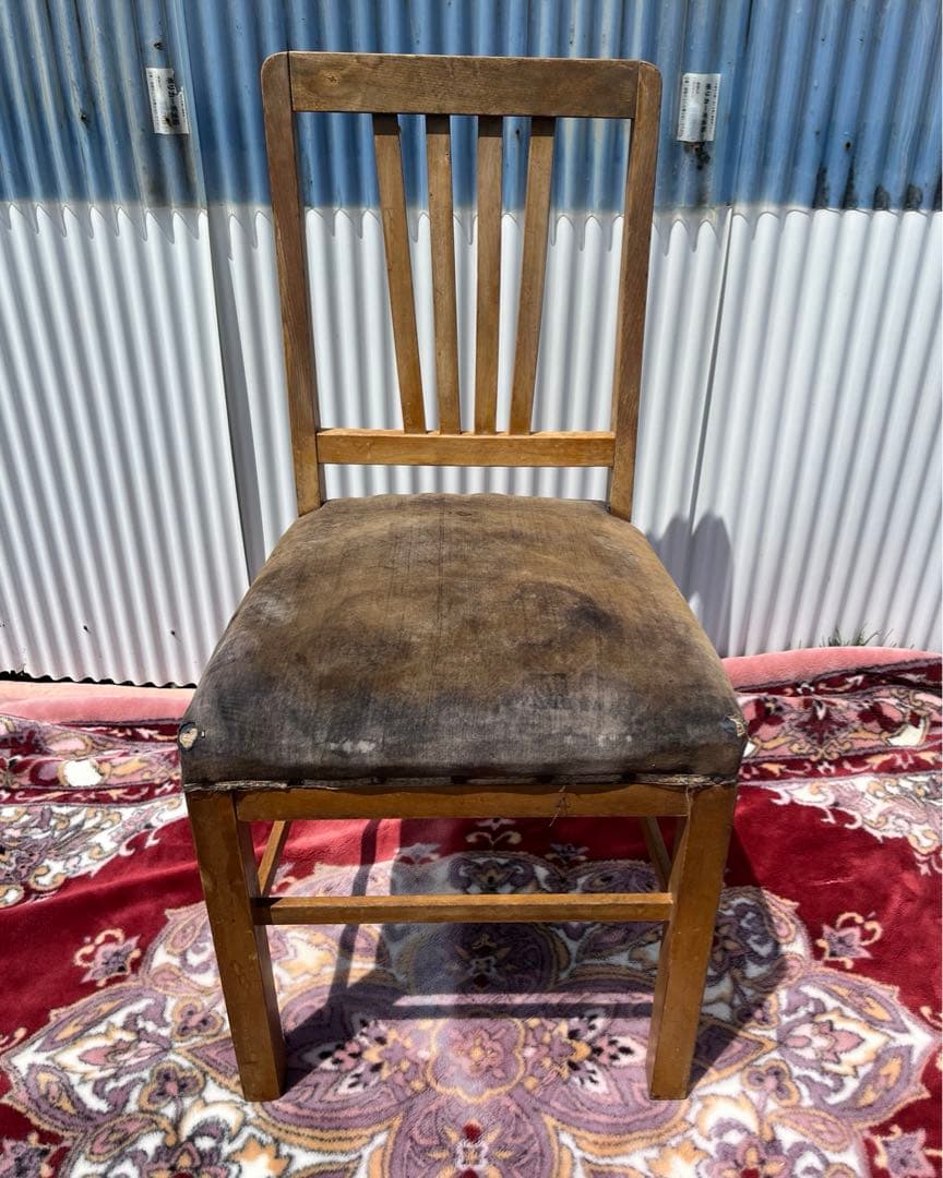 【アンティーク】古い木製の椅子 リベット打ち ダイニングチェア 昭和レトロ