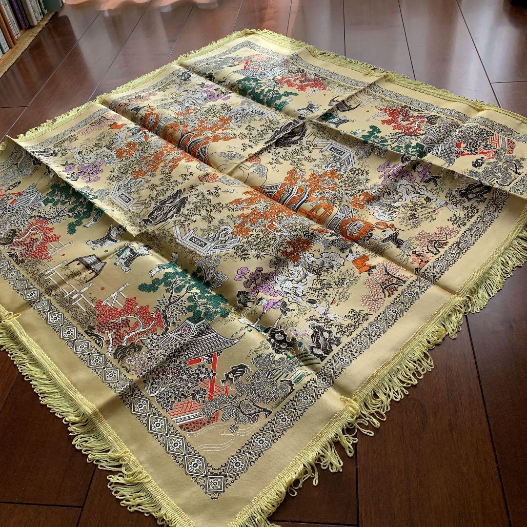 お値下げ中‼️中国刺繍テーブルクロス