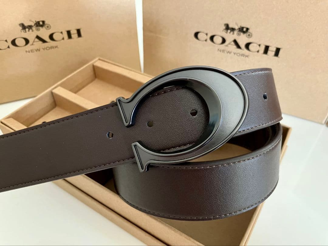 SALE♪コーチ　新品　リバーシブル　ブラウンシグネチャー　ガンメタルバックル