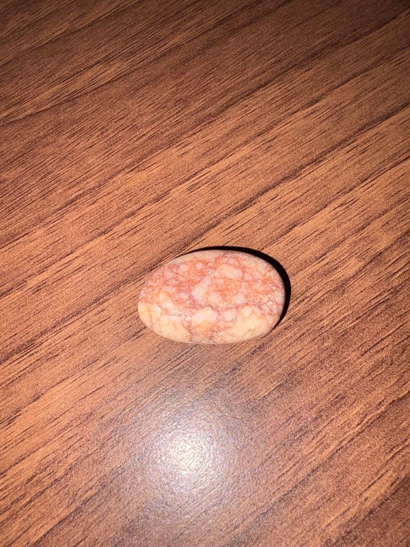 【自慢】桜瑪瑙？　クロアチア・ドブロヴニクの海岸で拾ってきた石