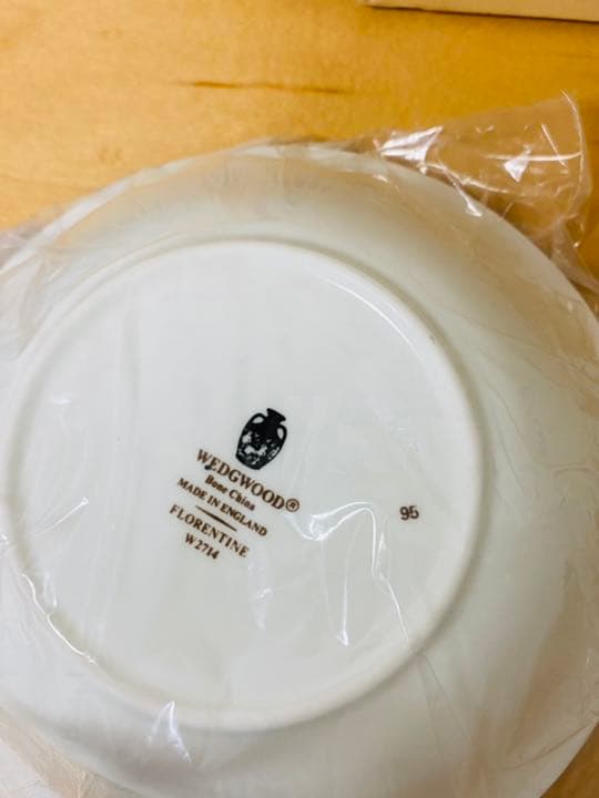 未使用　貴重品ウェッジウッドサラダプレート　6枚セット