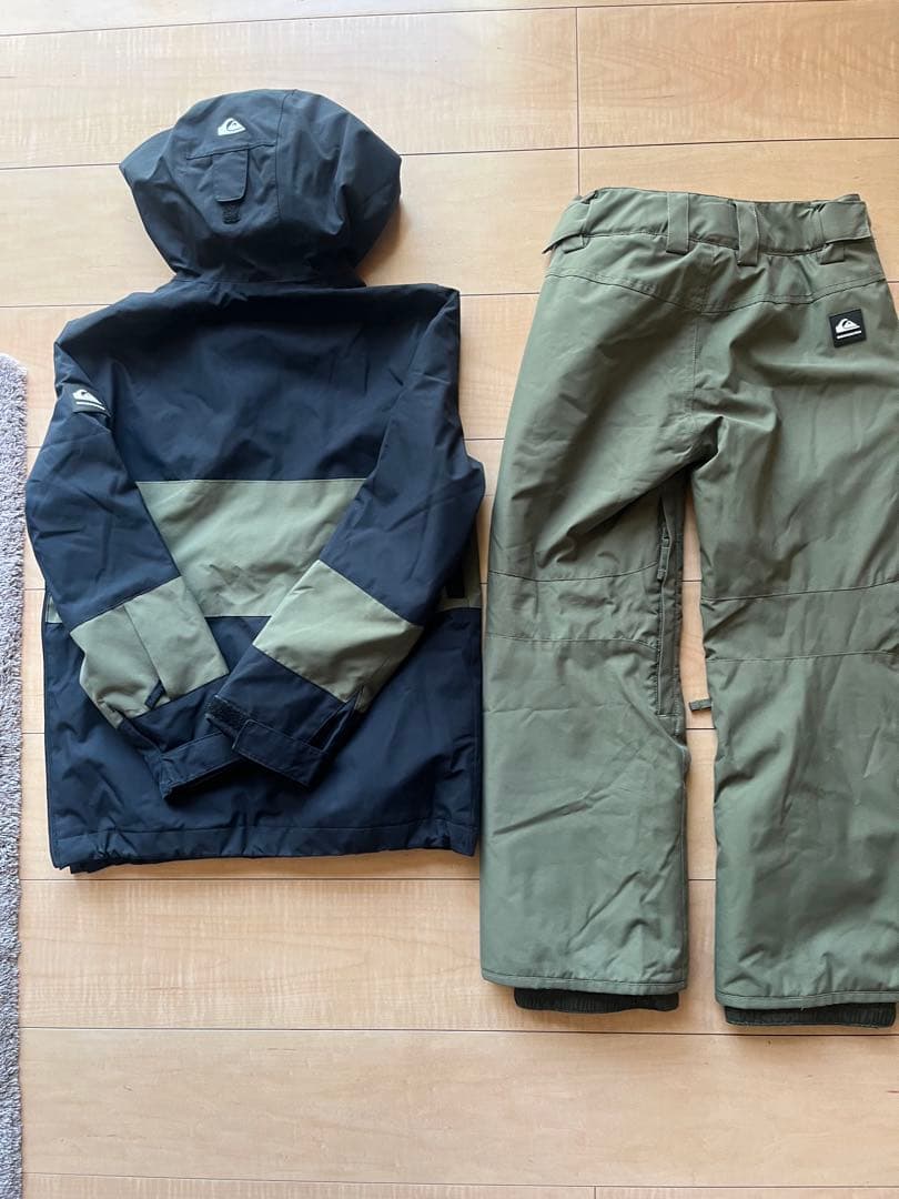 Quiksilver スノーボードウェア 130cm