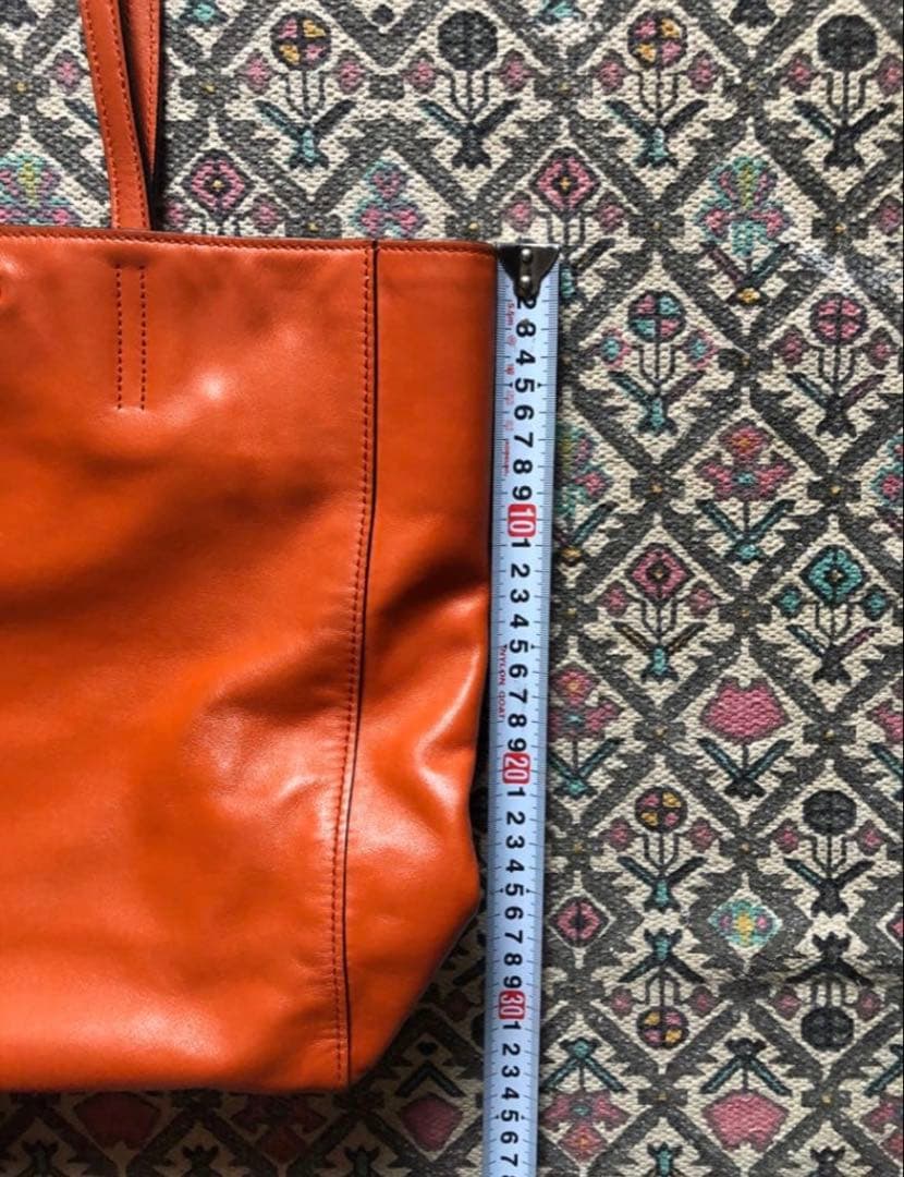 MIU MIU レザートートバッグ