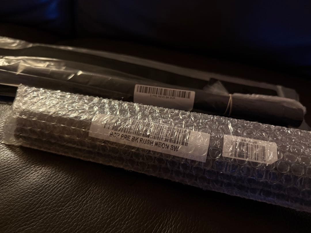 気まぐれ値下げPREDATOR BK RUSH NEON GREEN SW