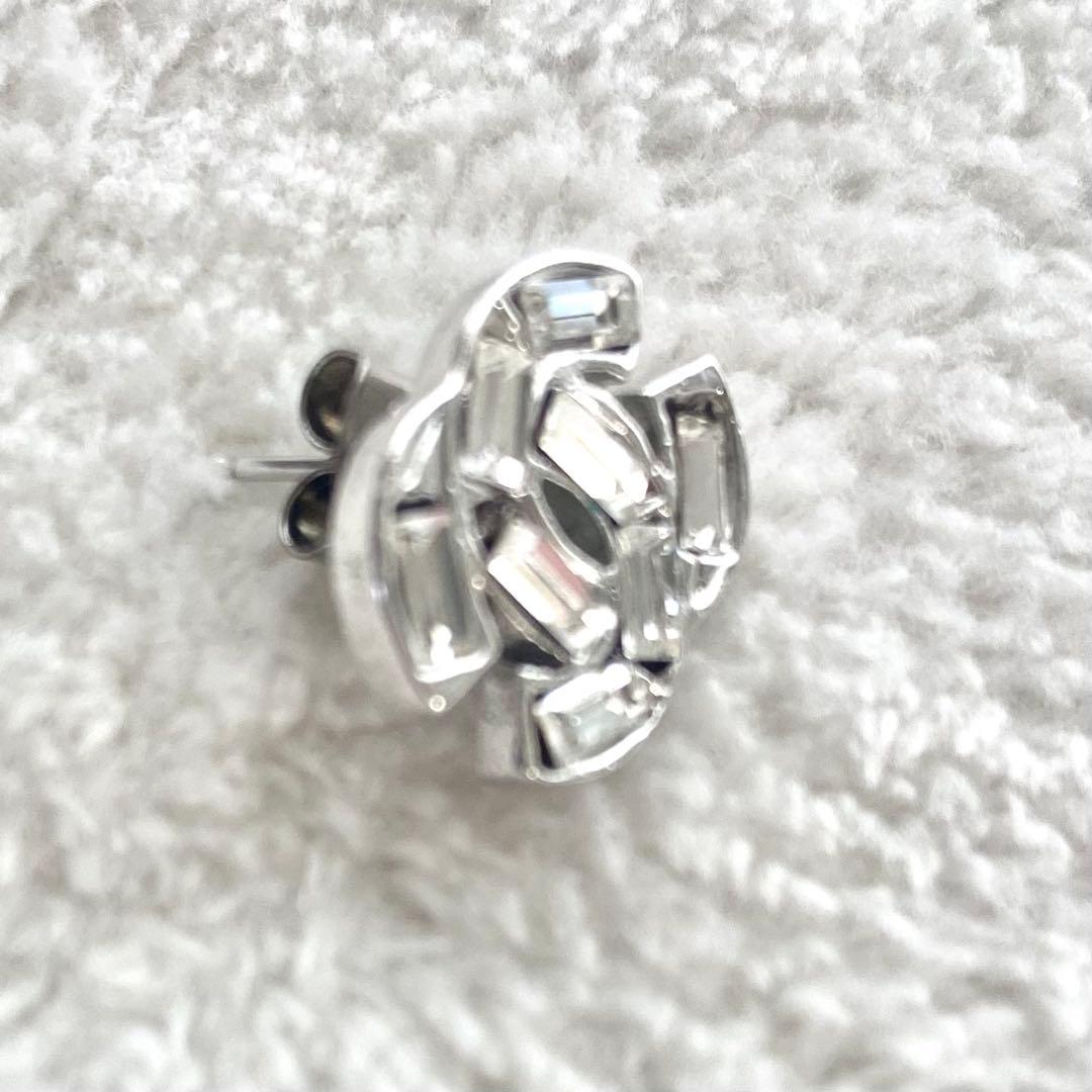 CHANEL シャネル ココマーク 片耳 ピアス ストーン アクセサリー 刻印