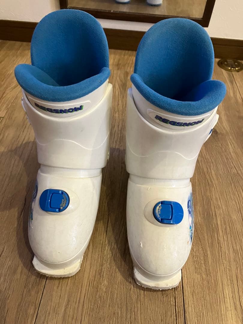 子供用スキー3点セット　スキー板100 スキーブーツ21-22 スキーセット