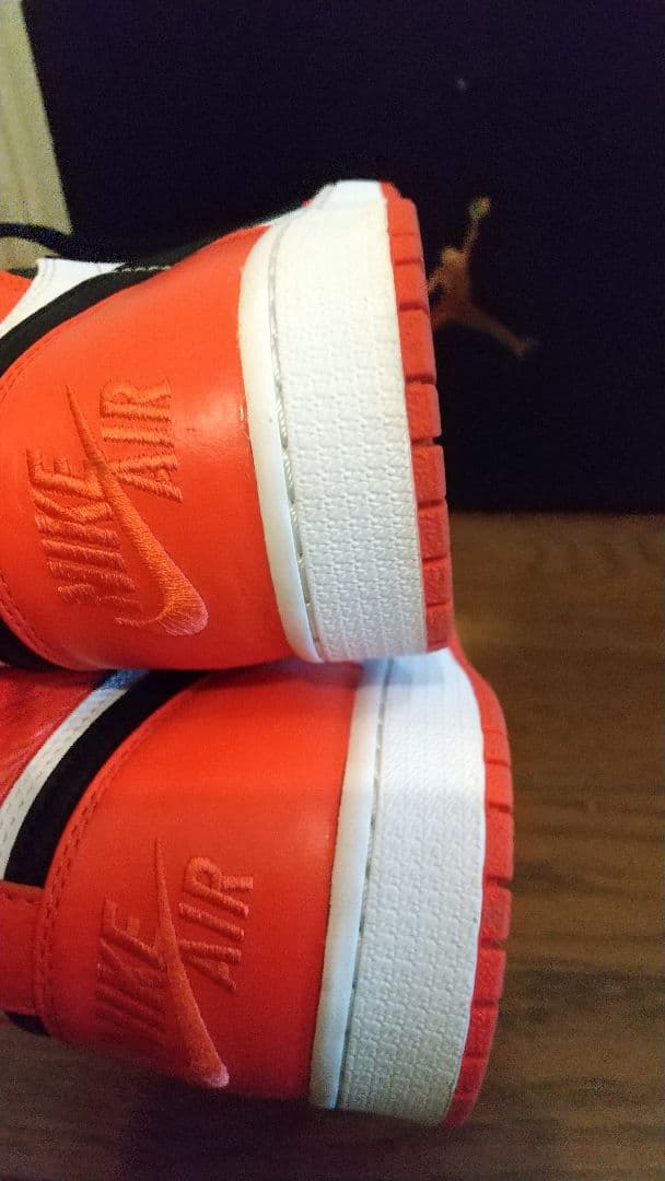 ナイキ エアジョーダン1 レトロ レア エアマックス オレンジ