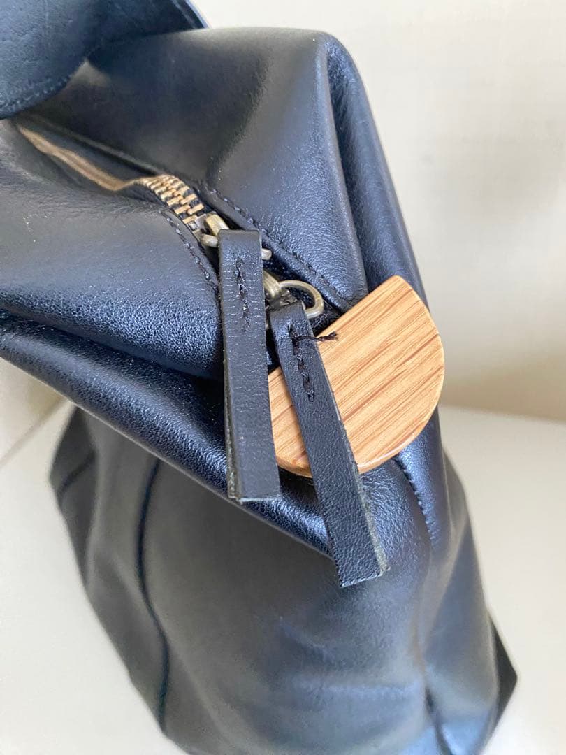 ユルク(yuruku) 本革　トートバッグ　黒　A4サイズ