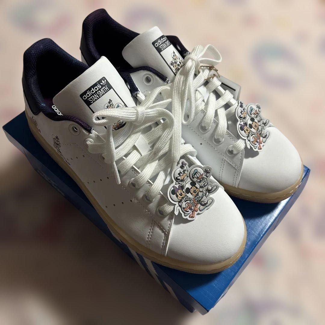 adidas Originals ミッキー＆フレンズコレクション スーパースター