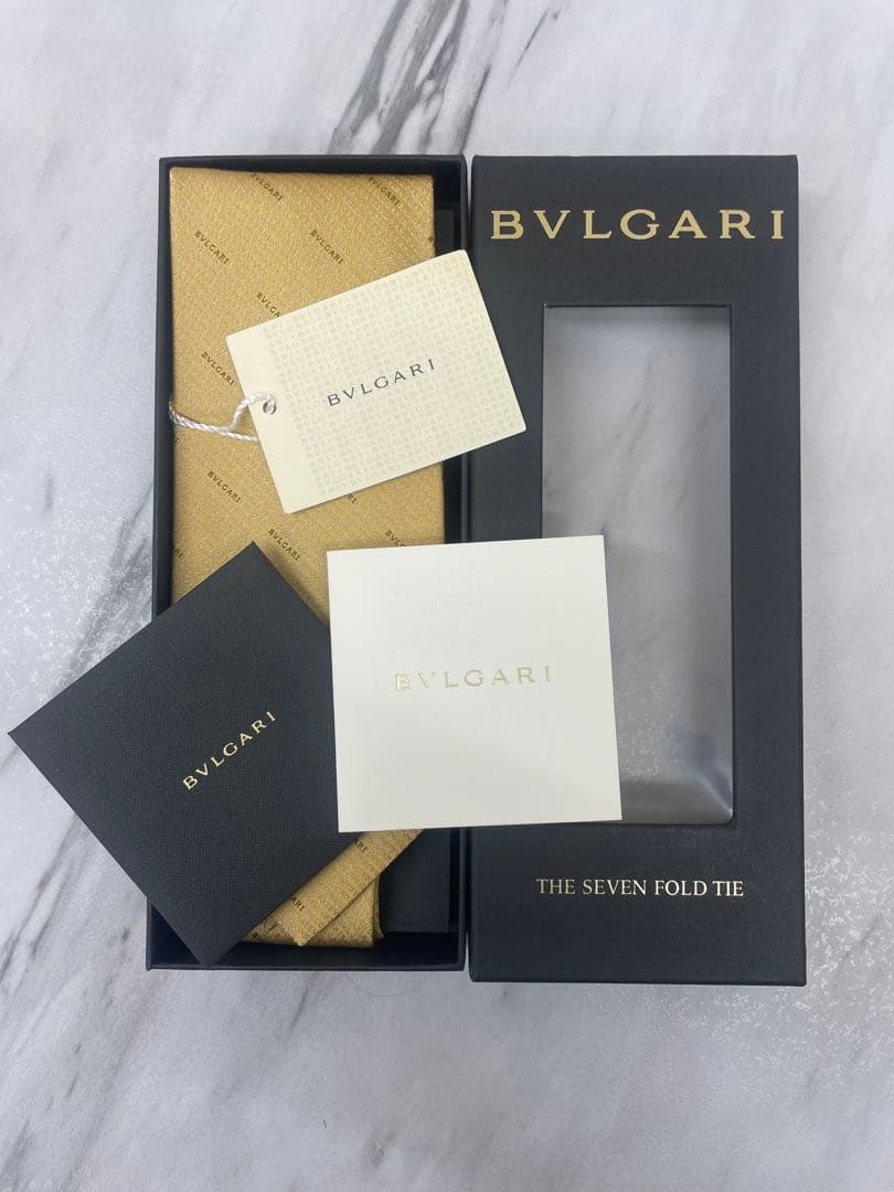 【新品箱タグ付】ブルガリ BVLGARI ロゴ総柄 ゴールド系 ネクタイ 黄色系
