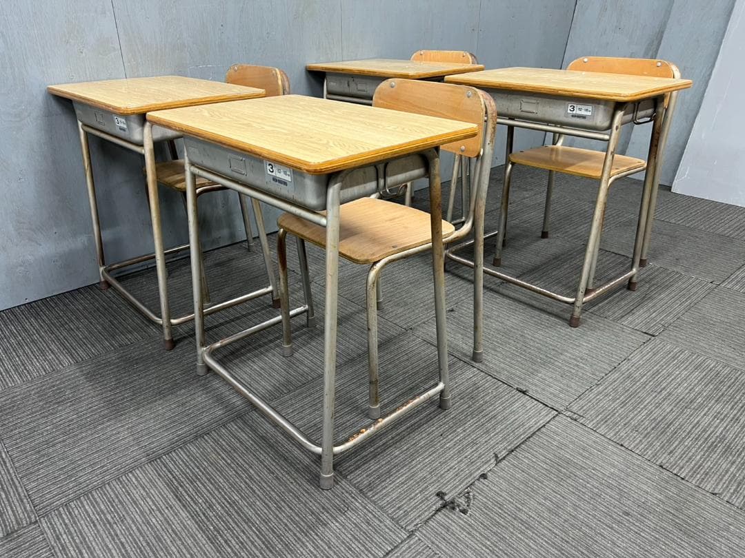 471◆格安配送地域あり◆ホウトク◆学童机・椅子4組(旧JIS3号)学校学習塾