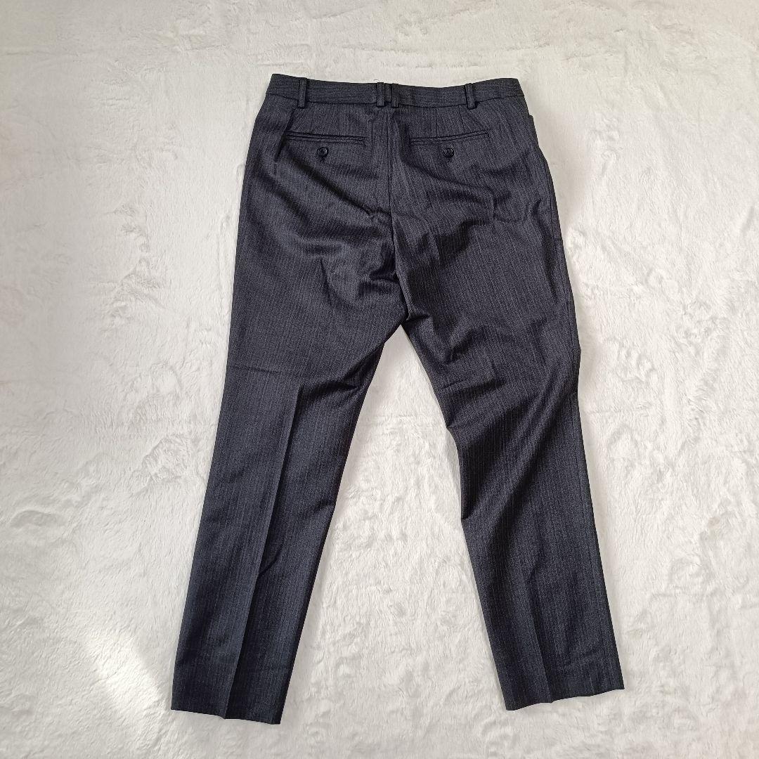 未使用級☆23区 パンツスーツ セットアップダークグレー ストライプ サイズ44