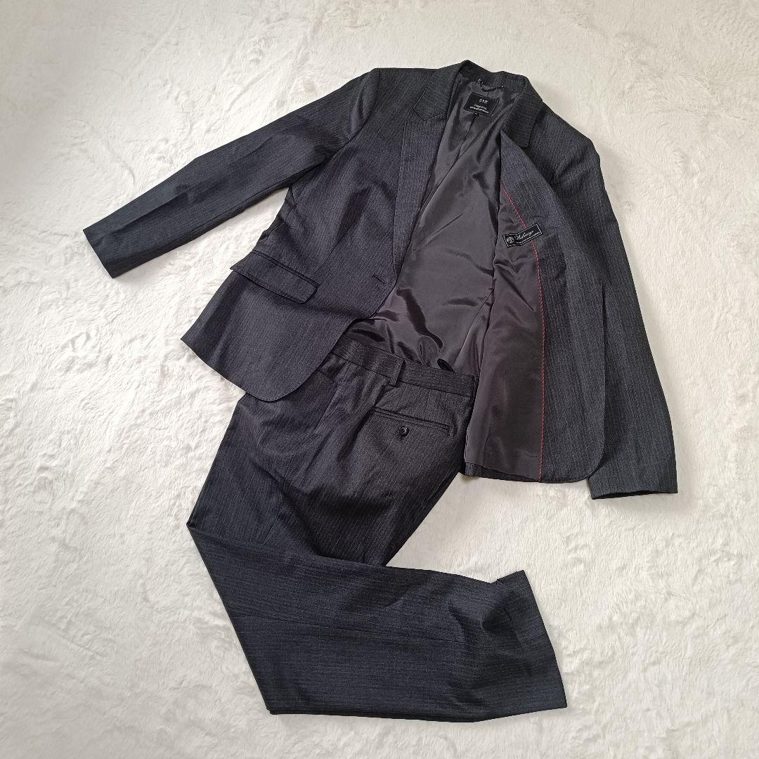 未使用級☆23区 パンツスーツ セットアップダークグレー ストライプ サイズ44