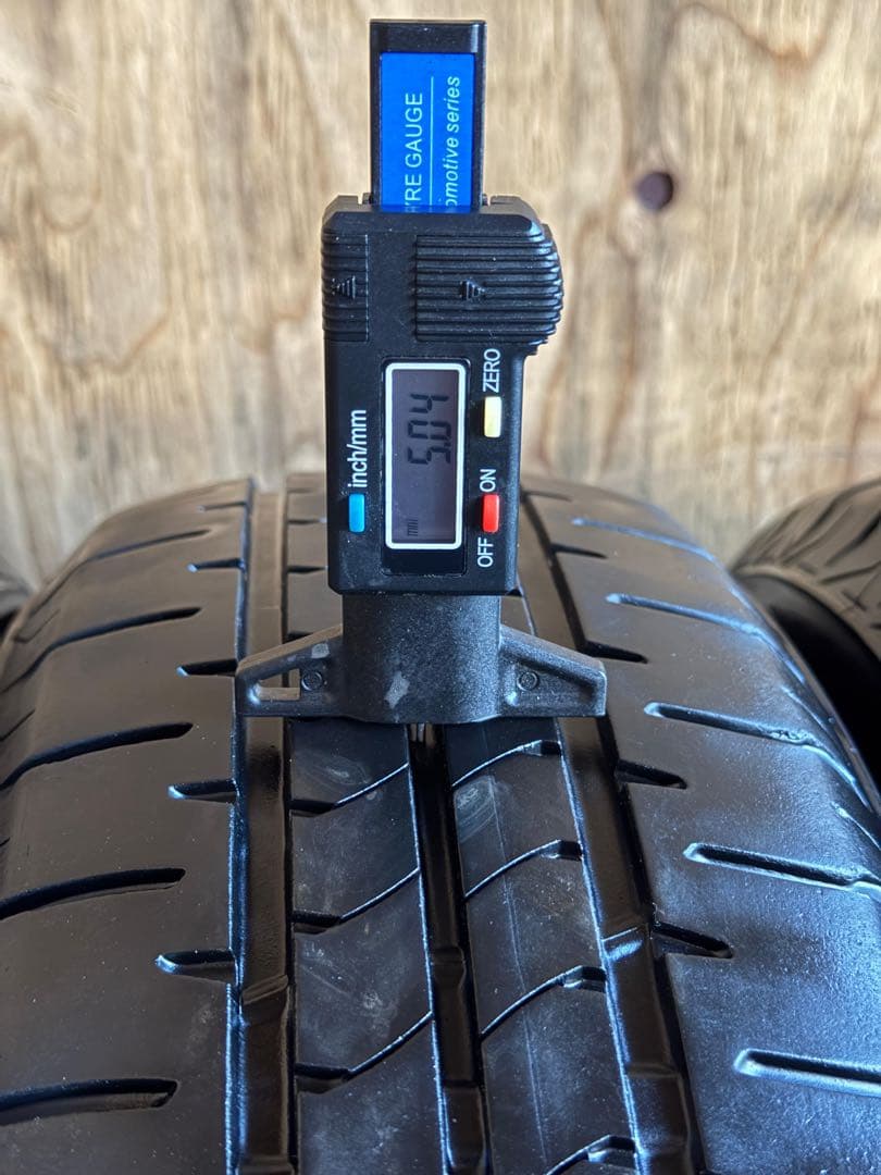 タイヤ・ホイール (550)175/65R15 BRIDGESTONE NEWNO