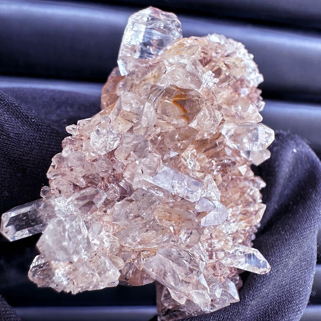 爆レア❗️高透明度❗️キラキラ♡ピンクレムリアンクォーツクラスター水晶A1542