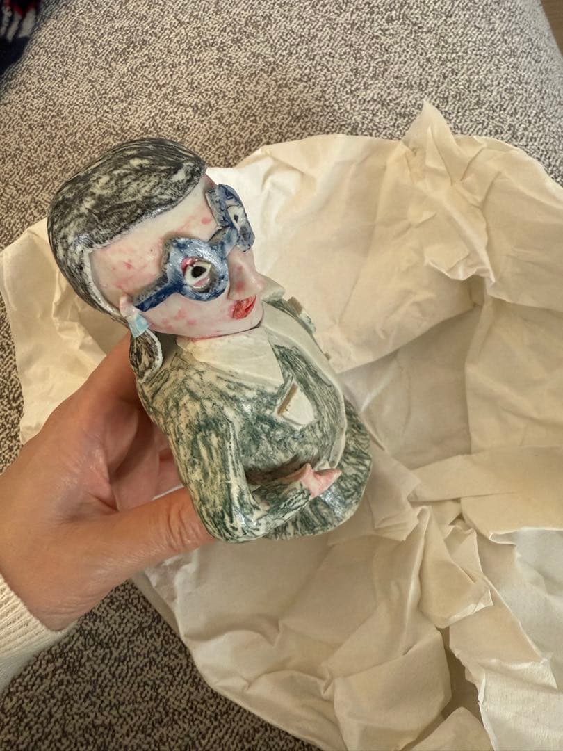 作家畑中圭介作壁掛け人形