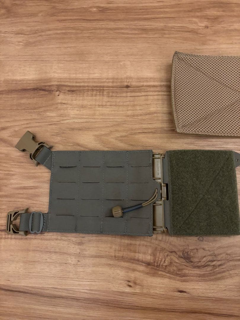 E*e様 4d.t.g 四度戦術 サイドウイング メッシュパッド チェストリグ