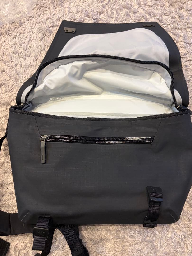 【美品】ARC'TERYX Granville 10 Courier Bag